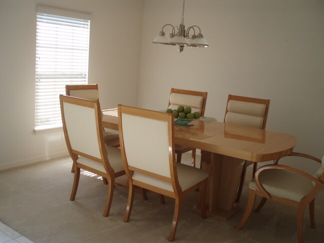 Photo - 981 SW McElroy Ave