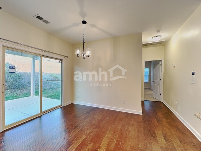 Photo - 232 Lanier Pl