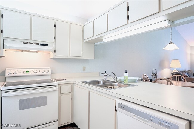Building Photo - 2650 Kings Lake Blvd Unit 6-202 Rental