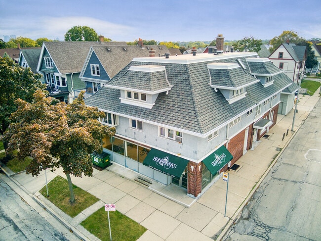 Building Photo - 1927 E Locust St