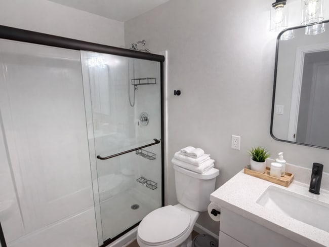 Photo - 1325 E Don Carlos Ave