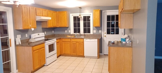 Photo - 161 N Washington St