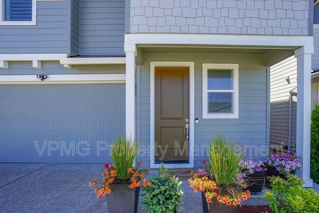 Photo - 18404 NE 43rd Ave