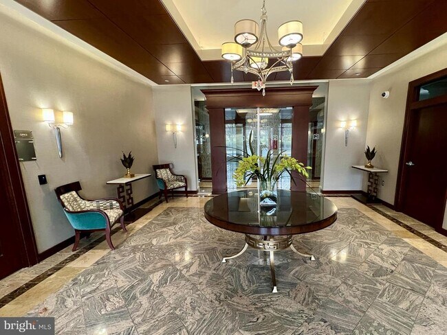 Photo - 11760 Sunrise Valley Dr Unidad 912