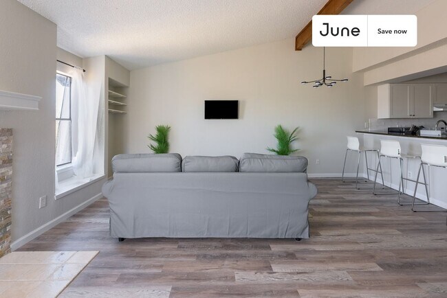 Photo - 5303 Indio Dr