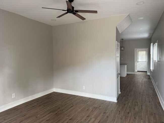 Photo - 204-206 E Woodrow Ave Unit 206 E Woodrow Ave