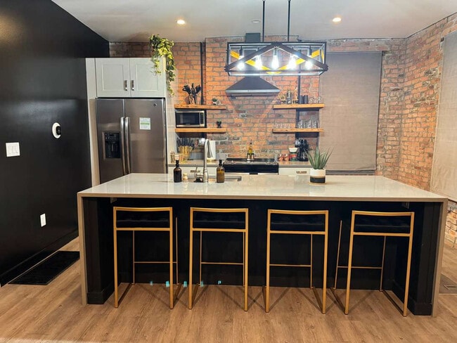 Photo - 59 E Russell St Unidad ID1265648P