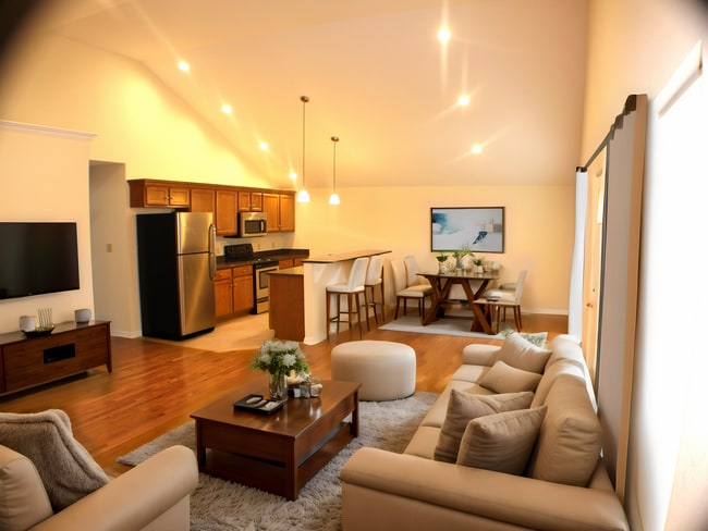 Photo - 1312 W Bethel Ave
