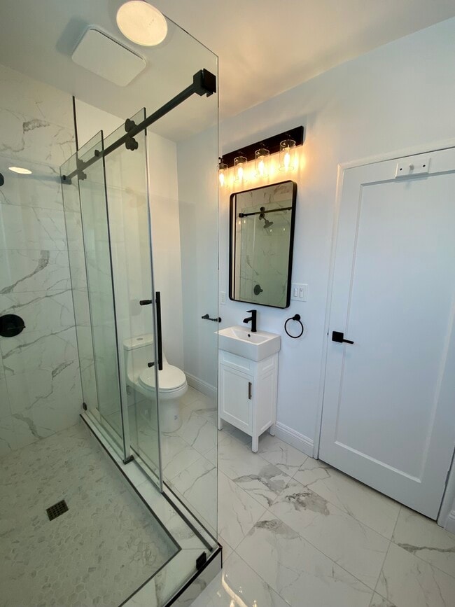 Photo - 2622 Lime Ave