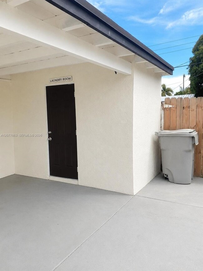 632 NW 19th St