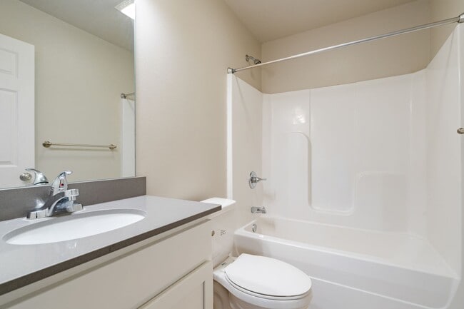 Photo - Modern Elegance Beckons at Summerland Park: Discover New 2 Bed, 2 Bath Luxury Living in Waterloo,...