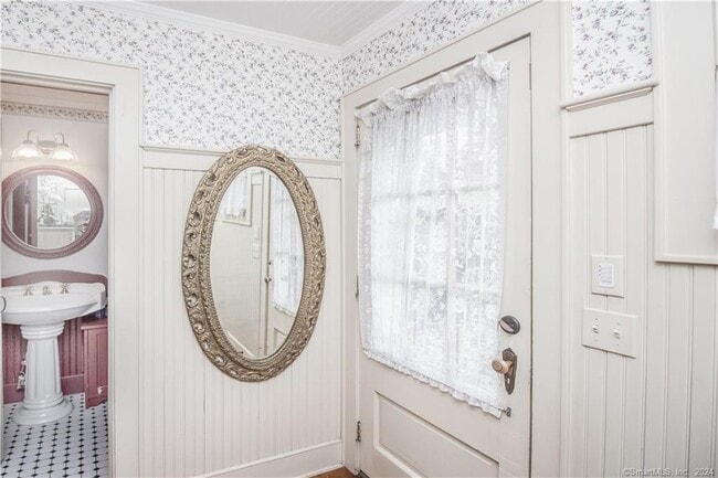 Photo - 414 Riverside Ave