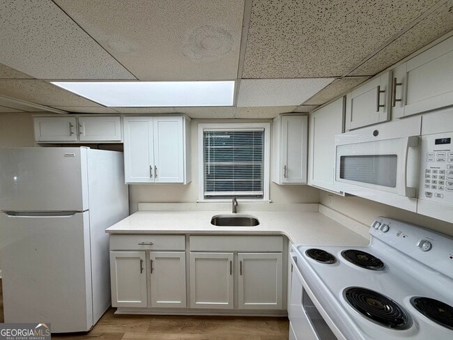 Photo - 1329 Watts Rd