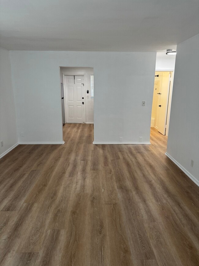 Photo - 171 S Broadway Unit 2