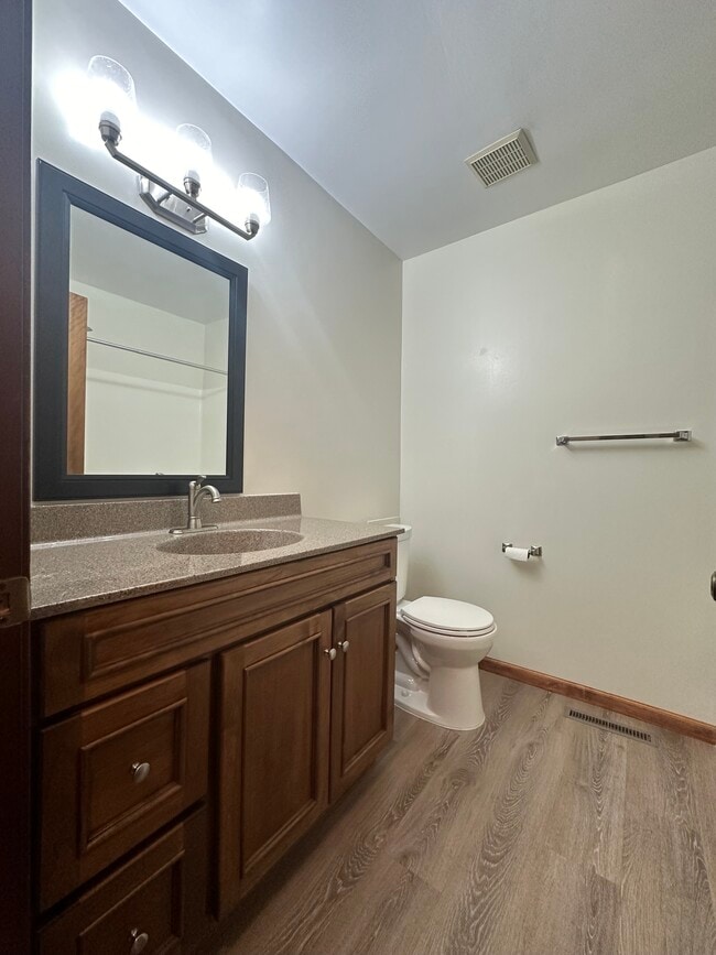 bathroom - 8794 Manhattan N Unit Apt #1