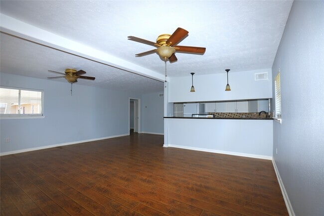 Photo - 24 Kingfish Ln