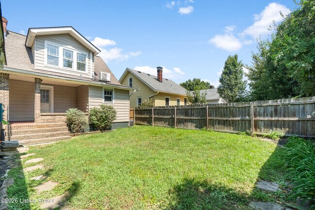 Photo - 670 N Barbee Way