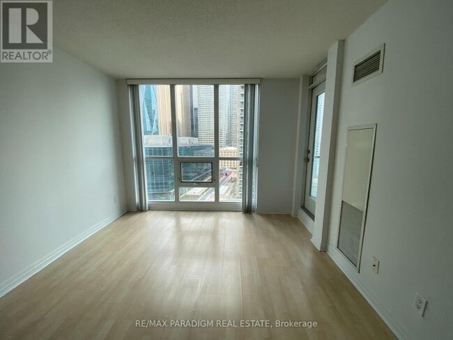 Photo - 16 Yonge St Unit 1503