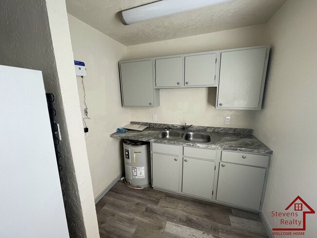 Photo - 307 SW 19th St