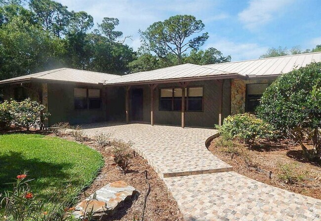 Building Photo - 3502 Sunbeam Dr Rental