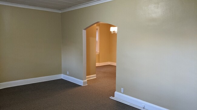 Photo - 438 Oakley Avenue Unit Lower