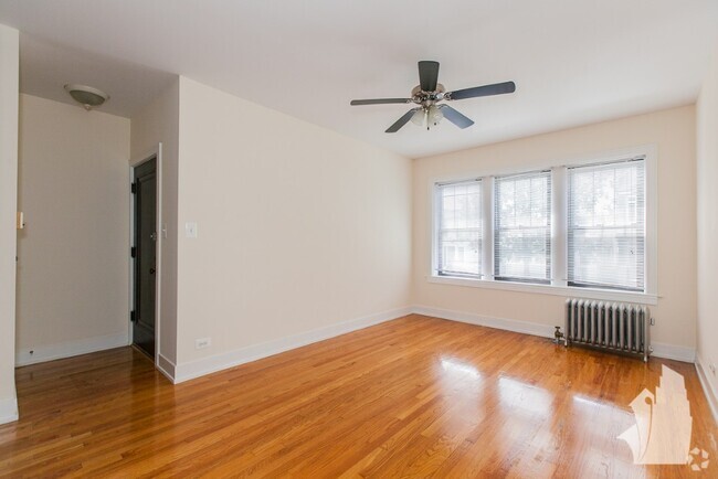 Building Photo - 4535 N Leavitt St Unit 4541-G Rental