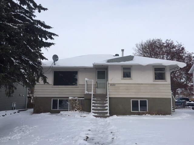 Photo - 2 Bed 1 Bath Unit in Olds, AB Unit Lower