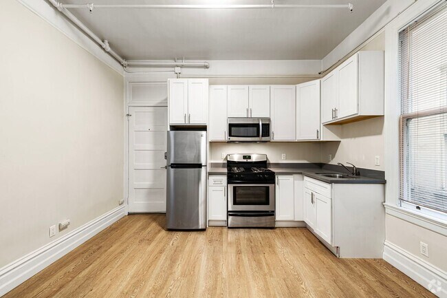 Building Photo - Cozy Studio, Hardwood Floors, Close to Out... Unit 20 Rental