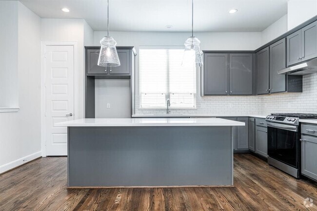 Building Photo - 3028 Charline Rental