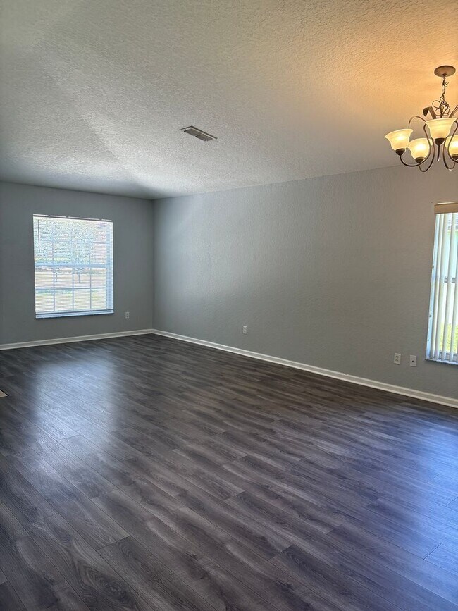Photo - Spacious 4 Bedroom Home in Kissimmee, FL!