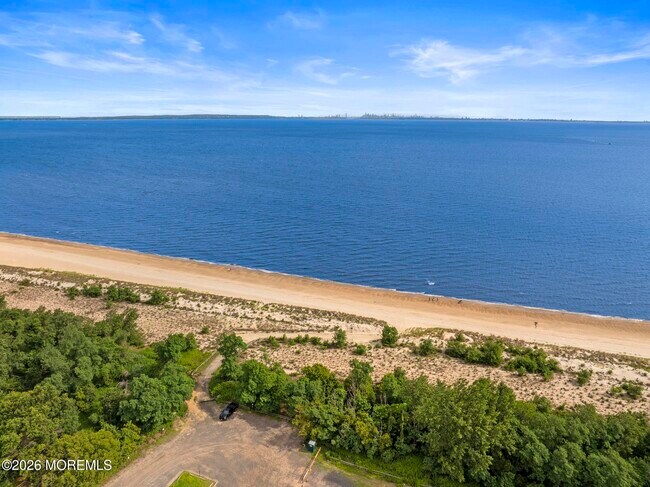 Photo - 619 Park Ave