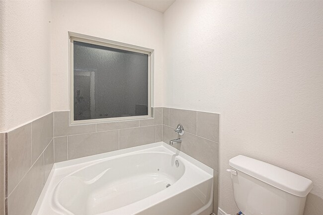 Photo - 8014 Fijian Cypress Dr