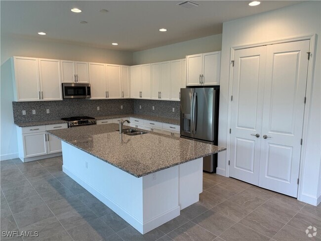 Building Photo - 20884 Thistle Leaf Ln Rental