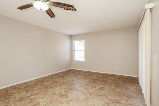 Photo - 1314 W Rockwell Dr