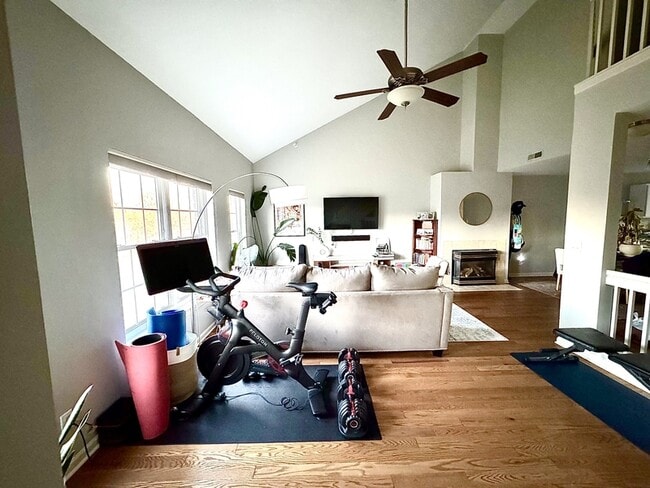 Photo - 1860 Lindsay Ln Unit Entire Condo
