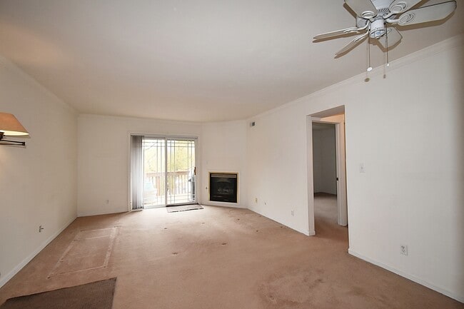 Photo - 1934 Tall Oaks Dr