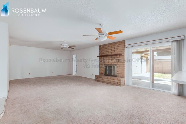 2415 W Plata Ave