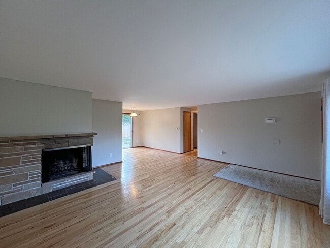 Photo - North Burien Rambler home - 3 bedrooms and...
