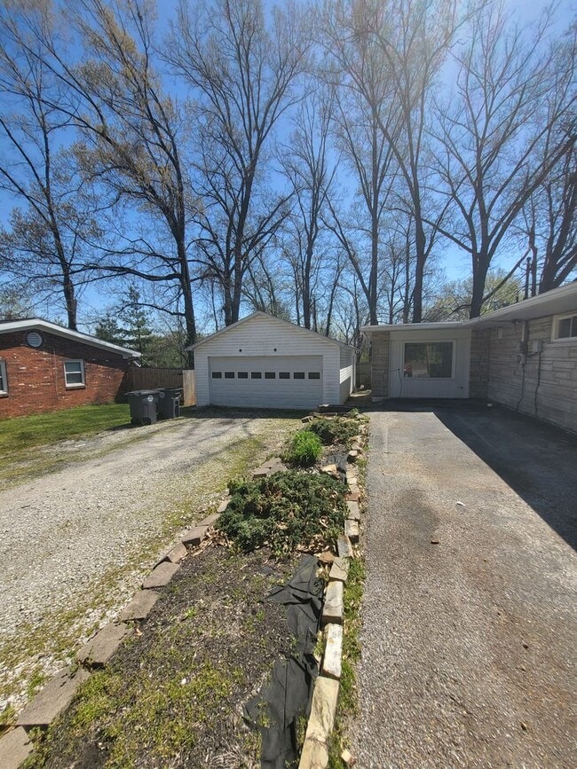 507 Pfeiffer Rd
