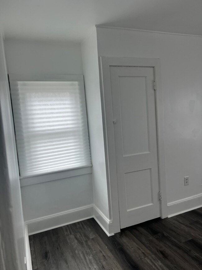 Photo - 10 Morse Ave