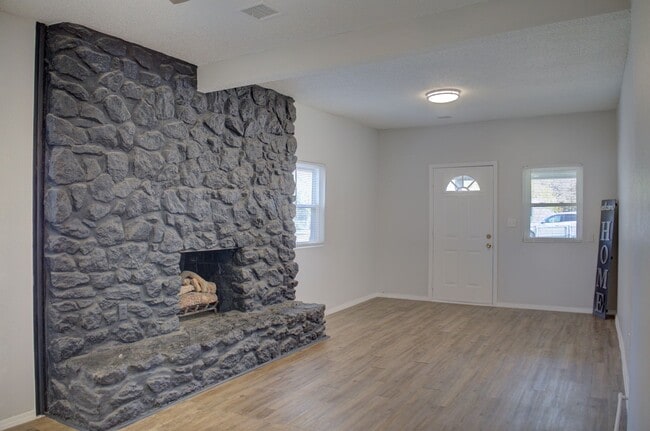 Photo - Recently Updated West Tulsa Home!