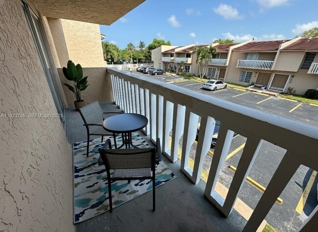 Photo - 17170 SW 94th Ave