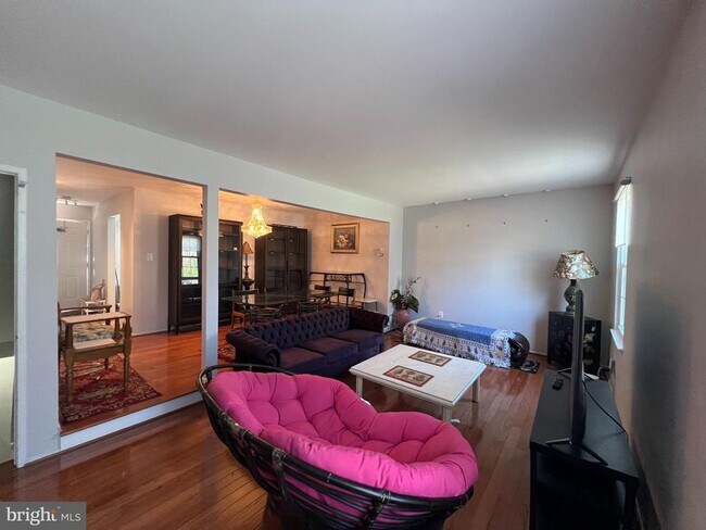 Photo - 15939 Yukon Ln
