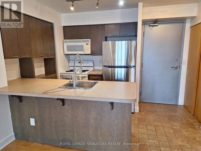 Photo - 255 Richmond St E Unité 1516