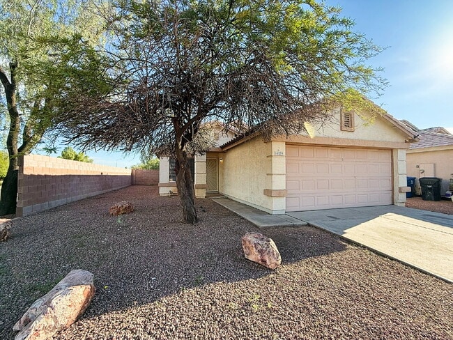 Building Photo - Charming 3-Bedroom Avondale Home with New ...