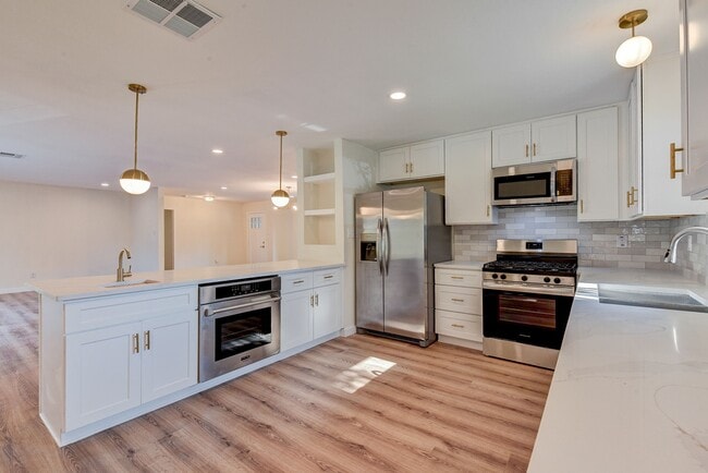 Building Photo - 4303 Osby Dr Rental