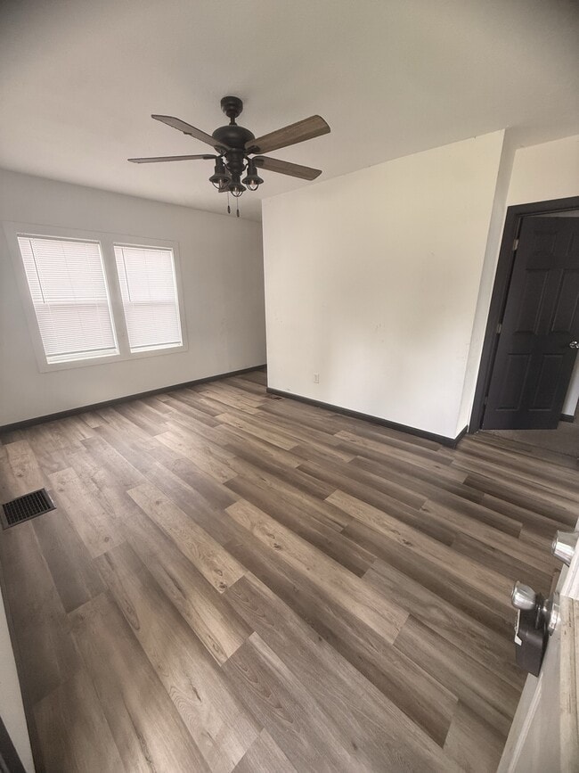 Photo - 518 N Nettleton Ave
