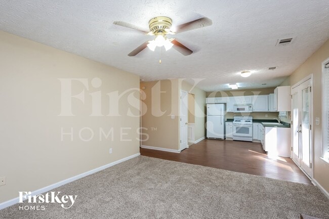 Photo - 3710 Wake Robin Way