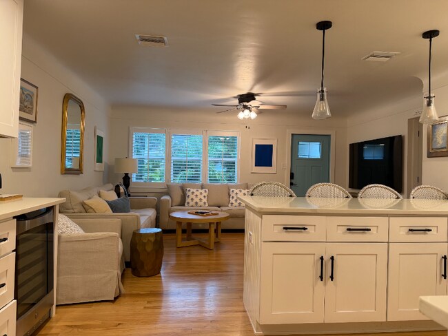 Photo - 234 24th Ave N