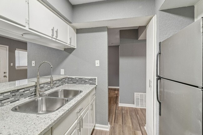 Photo - SILVERSPRING APARTMENTS